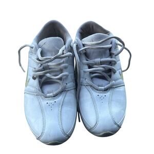 Nike Sideline Cheering Women’s Sports Shoe White Cheer Sneaker 8 US 39 EU 318674